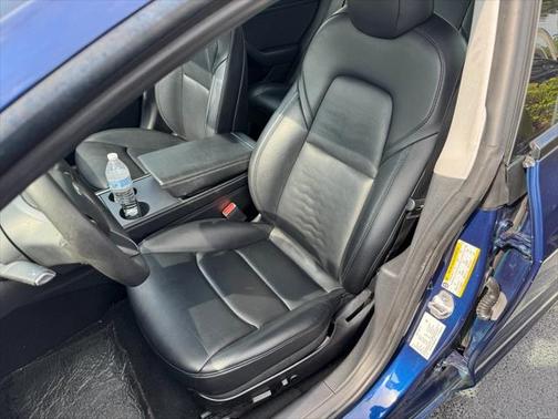 2022 Tesla Model 3 Standard Range