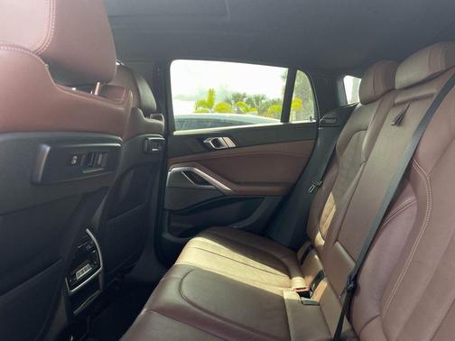 2020 BMW X6 xDrive40i