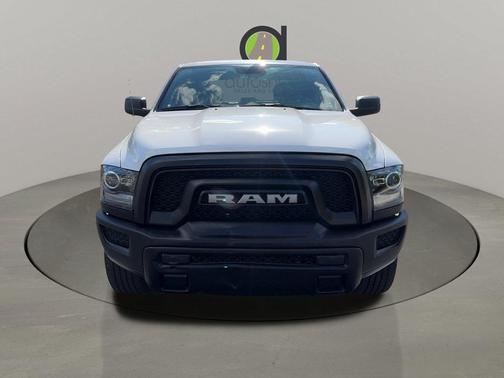 2024 RAM 1500 Classic Warlock Crew Cab 4x2 5'7' Box