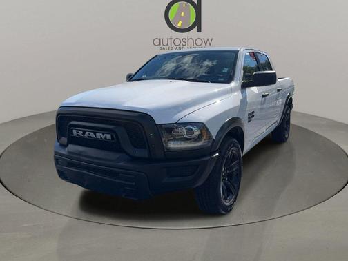 2024 RAM 1500 Classic Warlock Crew Cab 4x2 5'7' Box