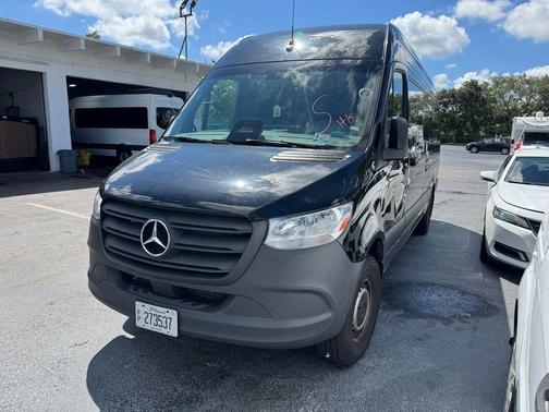 2025 Mercedes-Benz Sprinter 2500 High Roof