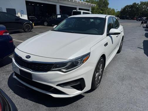 2020 Kia Optima LX