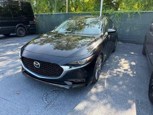 2019 Mazda Mazda3 FWD w/Premium Package