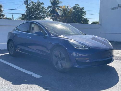 2019 Tesla Model 3 Standard Range Plus