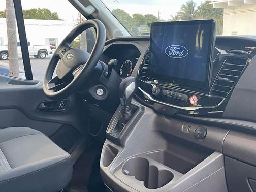 2024 Ford Transit-350 XLT