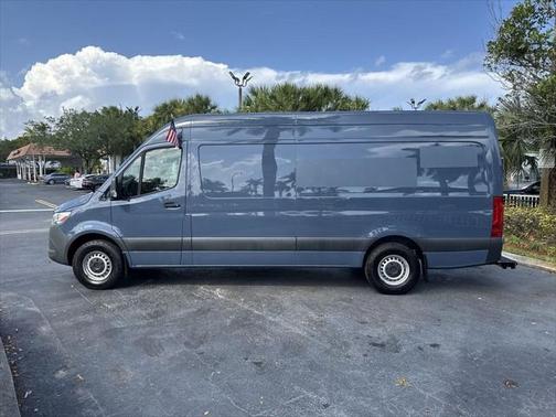 2019 Mercedes-Benz Sprinter 2500 Cargo 170 WB