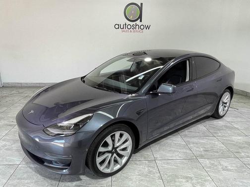 2023 Tesla Model 3 Standard Range