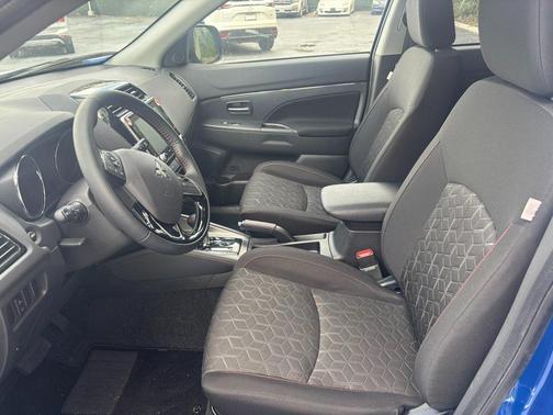 2026 Mitsubishi Outlander Sport 2.0 LE