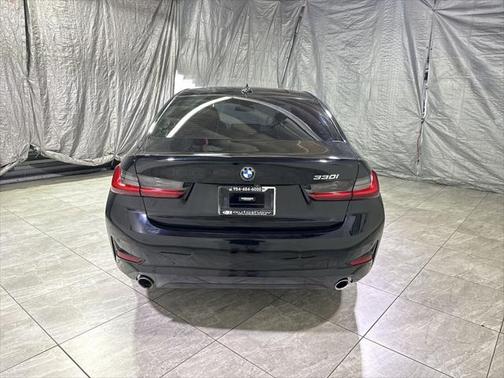2022 BMW 330 330i