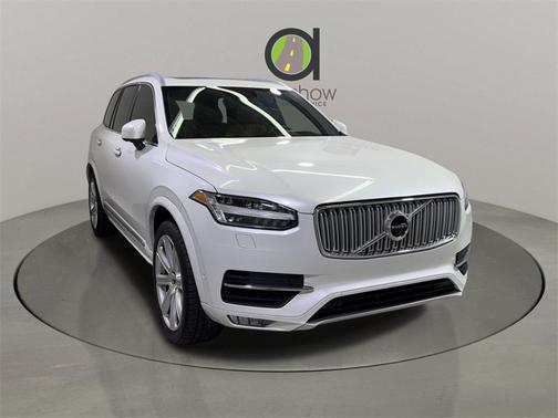 2019 Volvo XC90 T6 Inscription