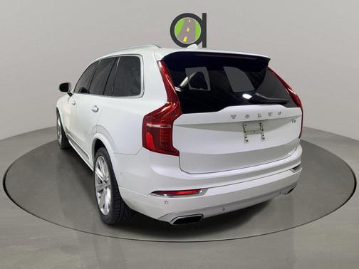 2019 Volvo XC90 T6 Inscription