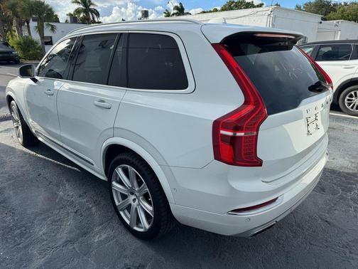2019 Volvo XC90 T6 Inscription
