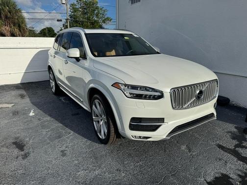 2019 Volvo XC90 T6 Inscription