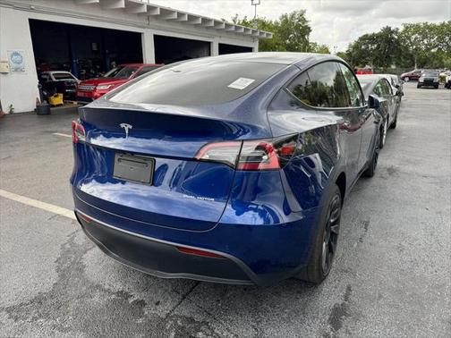 2021 Tesla Model Y Long Range Dual Motor All-Wheel Drive