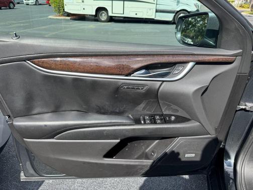 2015 Cadillac XTS Luxury