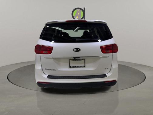 2020 Kia Sedona LX