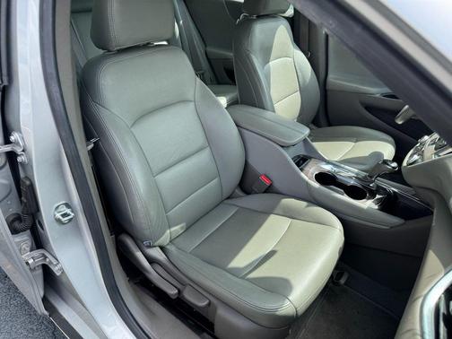 2016 Chevrolet Malibu 2LT