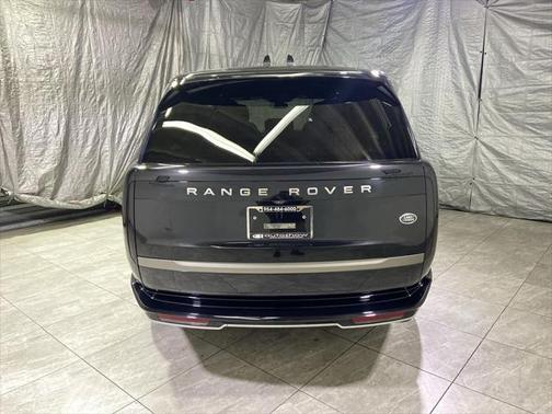 2023 Land Rover Range Rover P530 SE