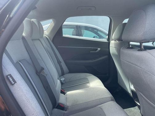 2021 Hyundai SONATA SEL