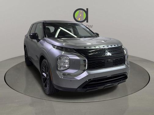 2022 Mitsubishi Outlander Black Edition S-AWC