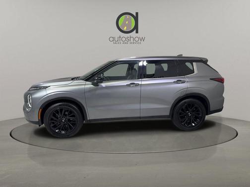 2022 Mitsubishi Outlander Black Edition S-AWC