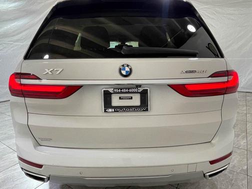 2021 BMW X7 xDrive40i