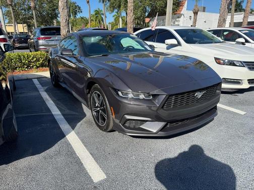 2024 Ford Mustang EcoBoost