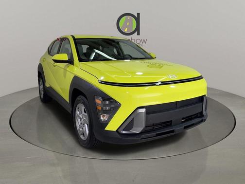 2024 Hyundai KONA SE