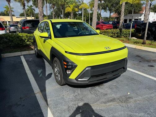 2024 Hyundai KONA SE