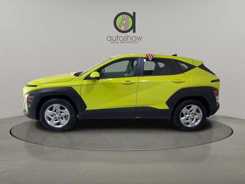 2024 Hyundai KONA SE