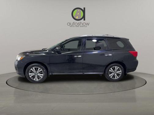2020 Nissan Pathfinder S 2WD