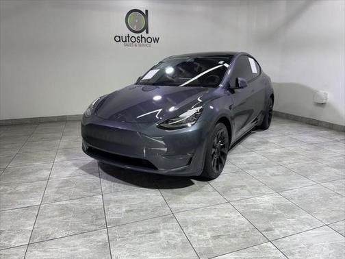 2022 Tesla Model Y Long Range Dual Motor All-Wheel Drive