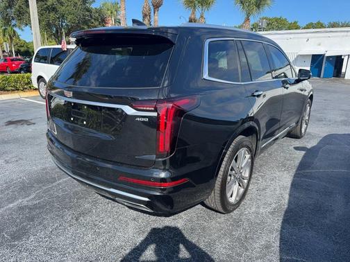 2022 Cadillac XT6 Premium Luxury AWD