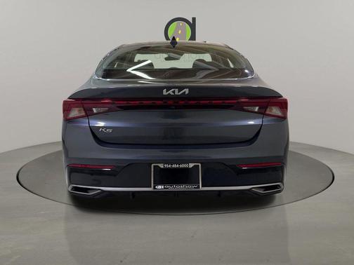 2022 Kia K5 LXS