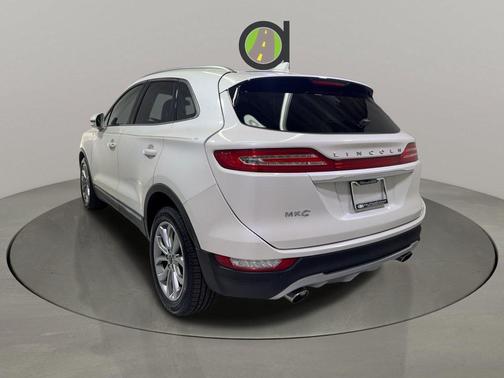 2019 Lincoln MKC Select