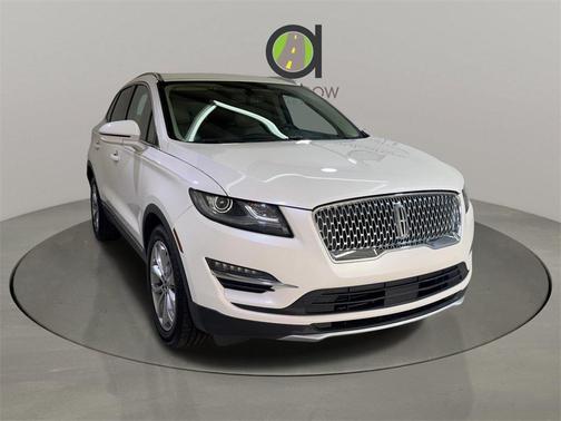 2019 Lincoln MKC Select