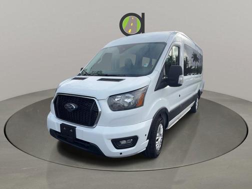 2024 Ford Transit-350 XLT
