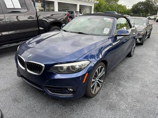2018 BMW 230 230i