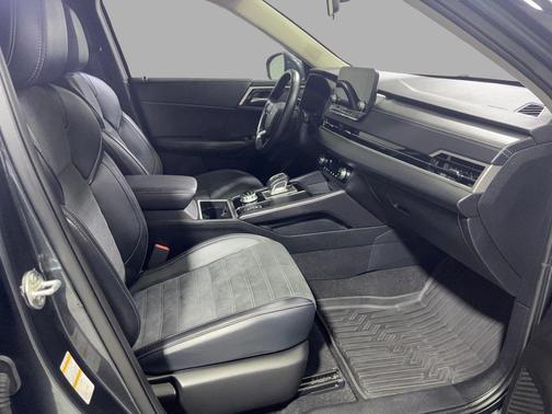 2024 Mitsubishi Outlander SE Black Edition w/Pano Roof S-AWC