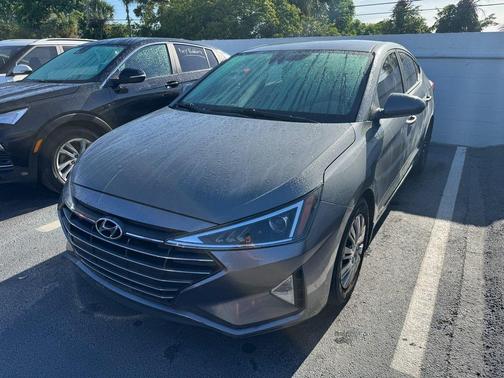 2020 Hyundai ELANTRA SE