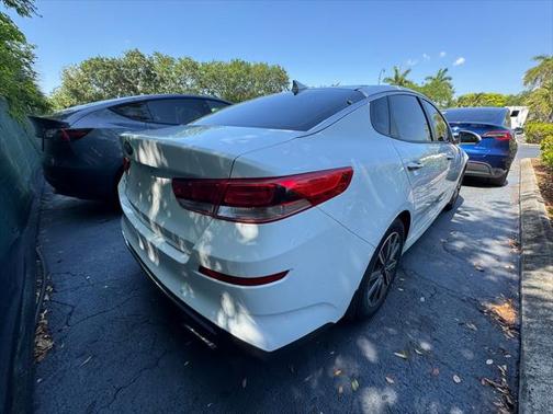 2019 Kia Optima LX