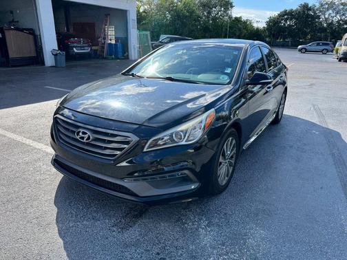 2016 Hyundai SONATA Sport