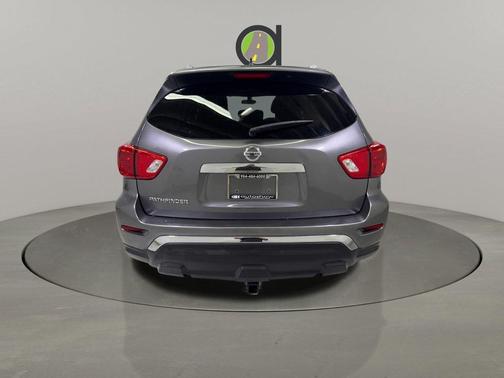 2018 Nissan Pathfinder S