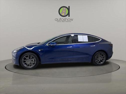 2019 Tesla Model 3 Mid Range