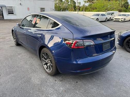 2019 Tesla Model 3 Mid Range