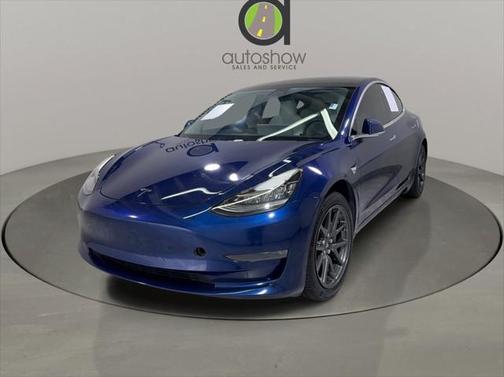 2019 Tesla Model 3 Mid Range