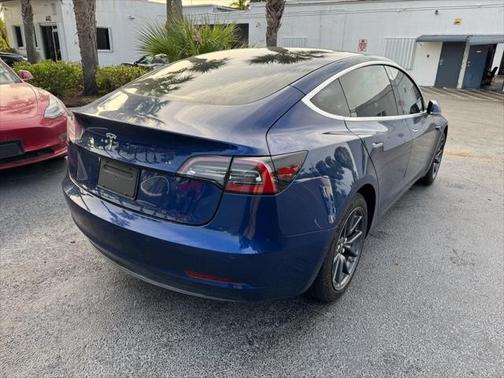 2019 Tesla Model 3 Mid Range