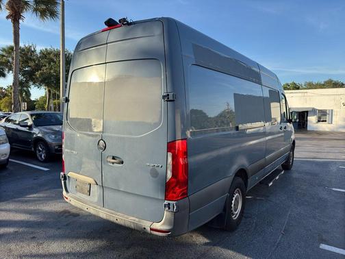 2019 Mercedes-Benz Sprinter 2500 Cargo 170 WB