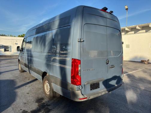 2019 Mercedes-Benz Sprinter 2500 Cargo 170 WB