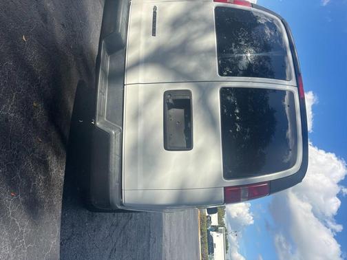 2018 Chevrolet Express 3500 LS